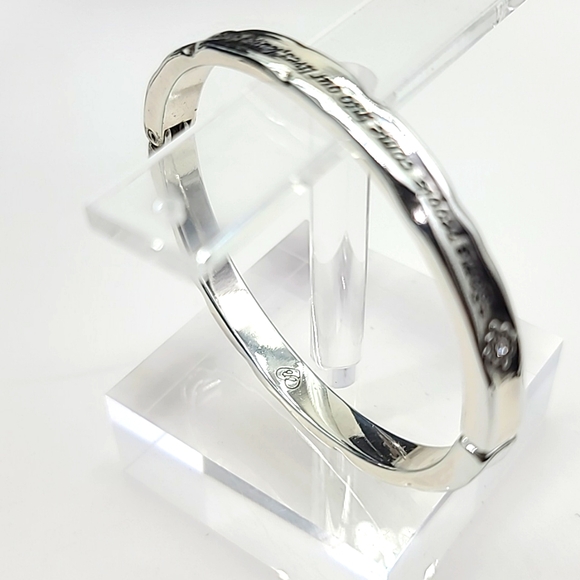 Brighton "FOOTPRINTS" Hinged Magnetic Message Bangle w Inset Swarovski Crystals! - Picture 9 of 12